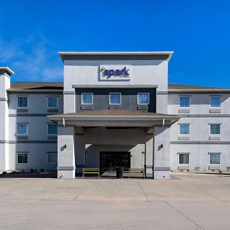 Spark By Hilton Midland South Exterior foto